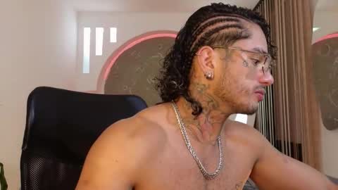 alan online show from 10/14/25, 10:05