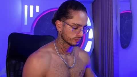 alan online show from 10/27/25, 10:41