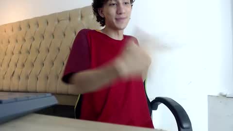 alantrickz365 online show from 10/16/25, 02:34