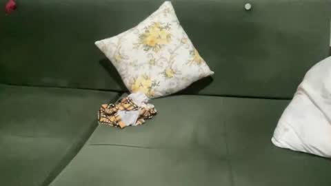 alarasissy online show from 09/08/25, 11:04