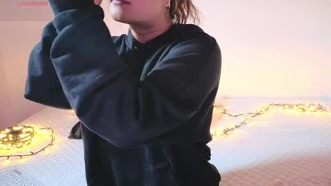 alba_toro535670 online show from 04/13/26, 12:32