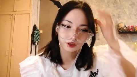 Im Katrina online show from 10/26/25, 06:30