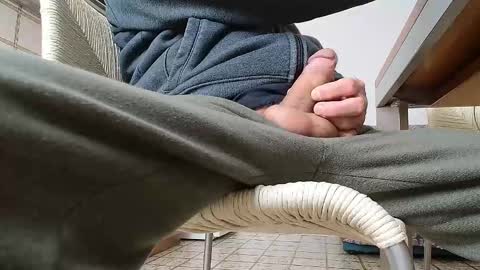 Snapshot of alberto21618 chatting on 02/16/26, 01:07 alberto21618 online show from 02/16/26, 01:07