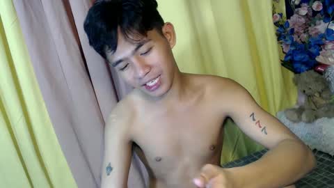 Snapshot of albertx_destroyer69 chatting on 01/26/25, 12:33 Albert online show from 01/26/25, 12:33