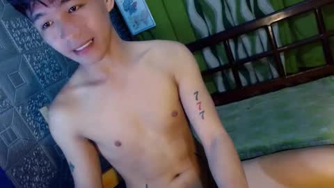 Snapshot of albertx_destroyer69 chatting on 02/21/25, 05:35 Albert online show from 02/21/25, 05:35