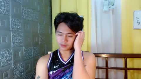 Snapshot of albertx_destroyer69 chatting on 10/24/25, 06:37 Albert online show from 10/24/25, 06:37