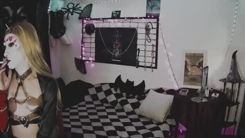 Mistic witch online show from 02/14/25, 08:26