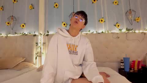 ale_aurarashi online show from 10/30/25, 03:52