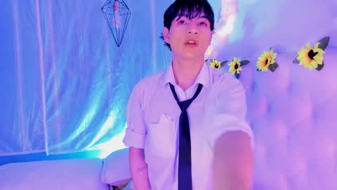 ale_aurarashi online show from 02/16/26, 07:26