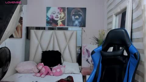 ale_noah_xxx online show from 02/04/25, 06:25