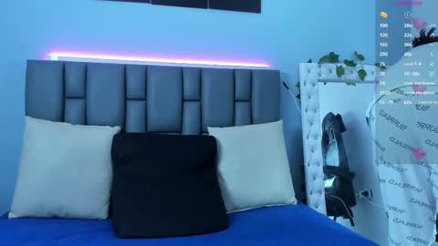 ale_noah_xxx online show from 10/14/25, 03:40