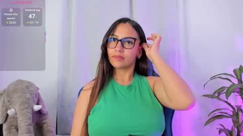 aleaa  online show from 10/24/25, 12:52