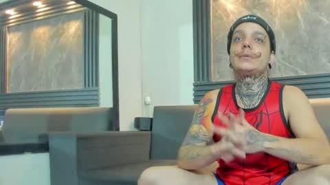 Juan de Dios Independent Model online show from 12/19/25, 12:23