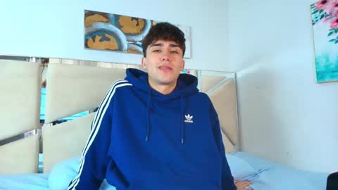 Snapshot of alec_rogue chatting on 11/24/25, 12:49 alec online show from 11/24/25, 12:49