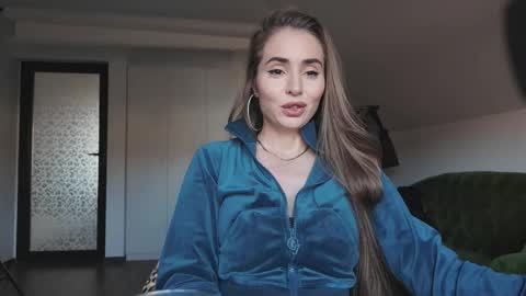 Alecssalove online show from 02/11/26, 02:00