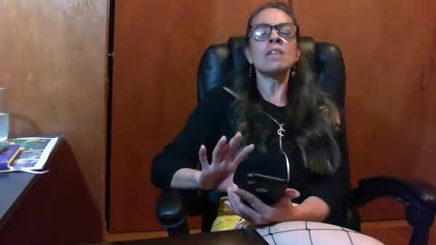 Andrea online show from 10/26/25, 06:30