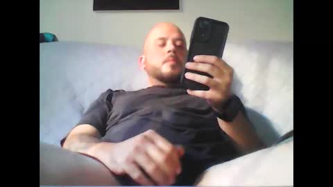 Snapshot of aleeexxxx4u chatting on 09/11/25, 08:14 aleeexxxx4u online show from 09/11/25, 08:14