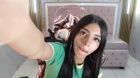 Ale online show from 11/28/25, 01:14