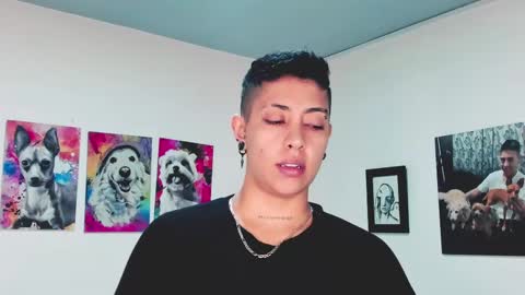 Alejandra online show from 02/17/25, 09:19