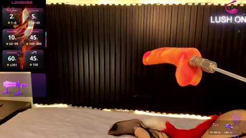 Snapshot of aleja__slav3 chatting on 11/13/25, 09:36 aleja__slav3 online show from 11/13/25, 09:36