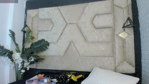 aleja__slav3 online show from 05/06/26, 08:14