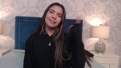  1 online show from 01/25/25, 01:43