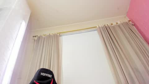 Aleja Hill online show from 12/18/24, 07:15