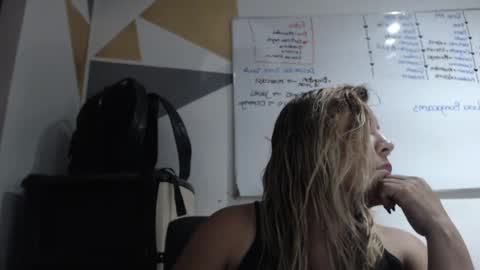  Aleja  online show from 04/08/26, 03:12