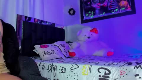 Alejandra online show from 03/25/26, 09:59