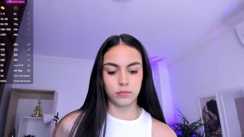 Alejandra online show from 01/24/25, 05:21