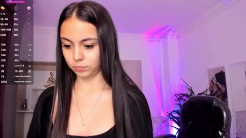 Alejandra online show from 02/01/25, 02:24