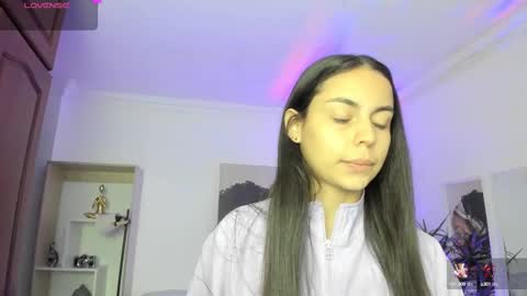 Alejandra online show from 03/12/25, 11:20