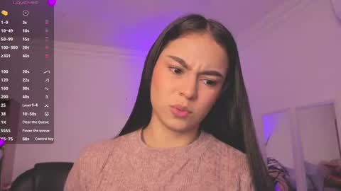Alejandra online show from 07/13/26, 11:02