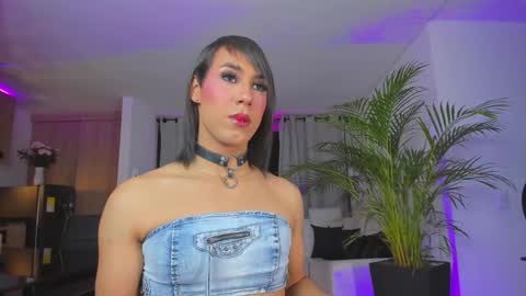 A L E J A N D R A online show from 02/23/25, 01:35