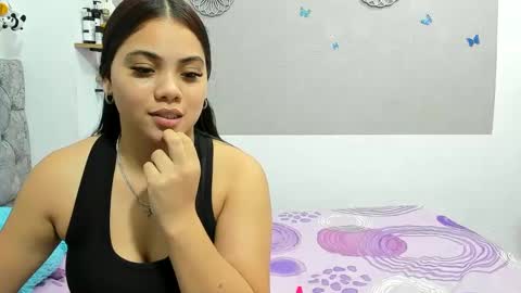 Snapshot of alejandra_evanss chatting on 10/12/25, 01:04 alejandra_evanss online show from 10/12/25, 01:04