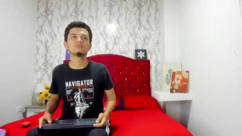 Snapshot of alejandra_james chatting on 04/06/26, 11:33 ALEJANDRA JAMES online show from 04/06/26, 11:33