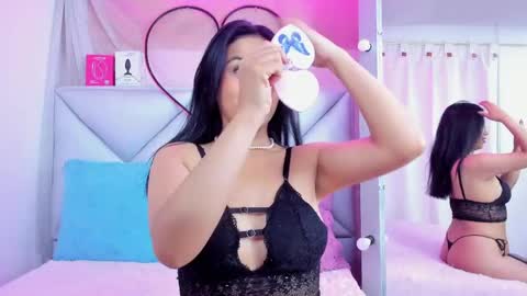 alejandra_lee19 online show from 05/28/26, 02:31