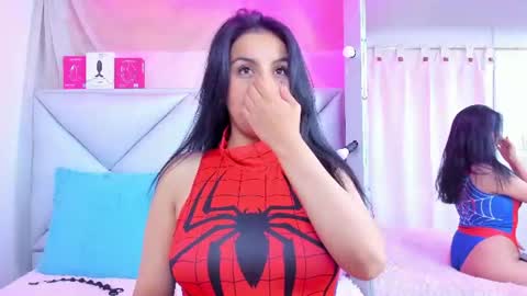 alejandra_lee19 online show from 06/05/26, 07:25