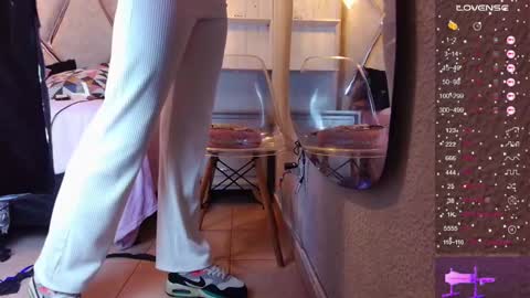 alejandra martins online show from 02/26/25, 03:08