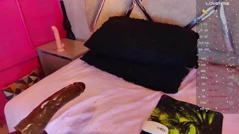 alejandra martins online show from 02/26/25, 08:33