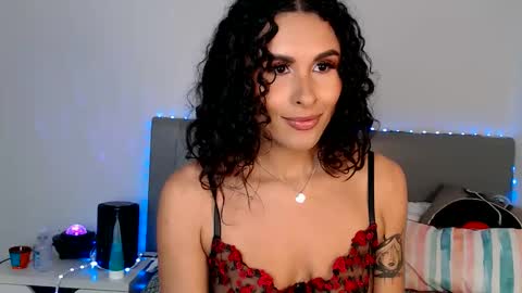 Danna Ray online show from 10/31/25, 08:54