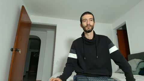 Alejandro Hernndez online show from 07/05/26, 04:19