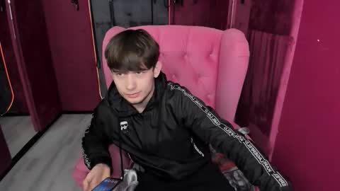 Alejandro online show from 12/02/25, 05:57