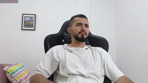 alejandroo_7 online show from 02/13/26, 04:03