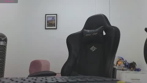 alejandroo_7 online show from 06/19/26, 11:08