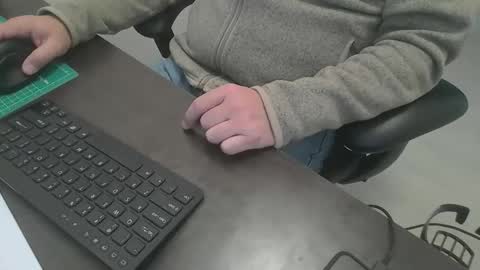 Snapshot of alejarojas chatting on 12/02/25, 06:58 AlejoRojas online show from 12/02/25, 06:58