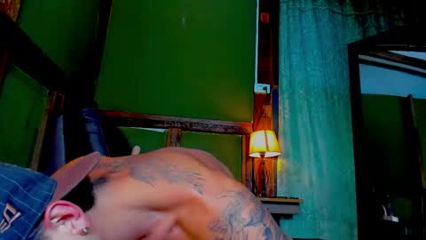 alejo_323__ online show from 04/26/26, 03:04