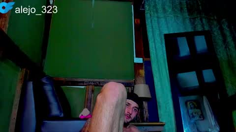alejo_323__ online show from 05/03/26, 02:17