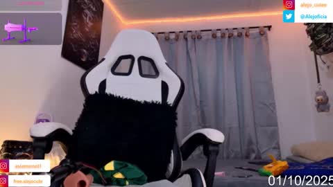 alejo_cute online show from 10/01/25, 11:44