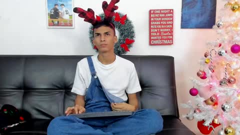 alejo peverell online show from 12/24/24, 11:38